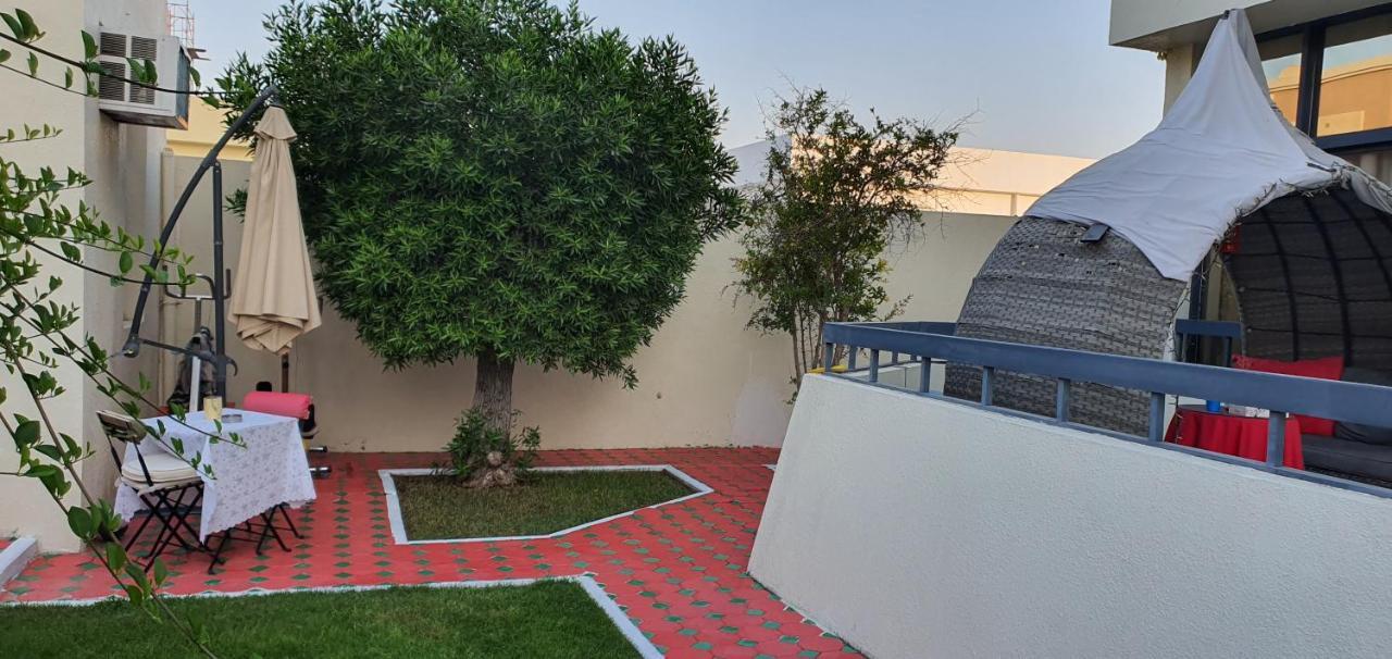 Jumeirah Beach Villa Dubai Bagian luar foto
